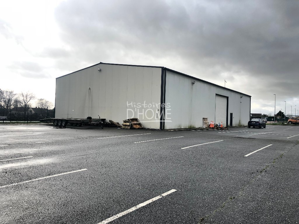 ENTREPOT A LOUER - REBAIS - 536 m2 - 3�200�&euro; HC et HT par mois