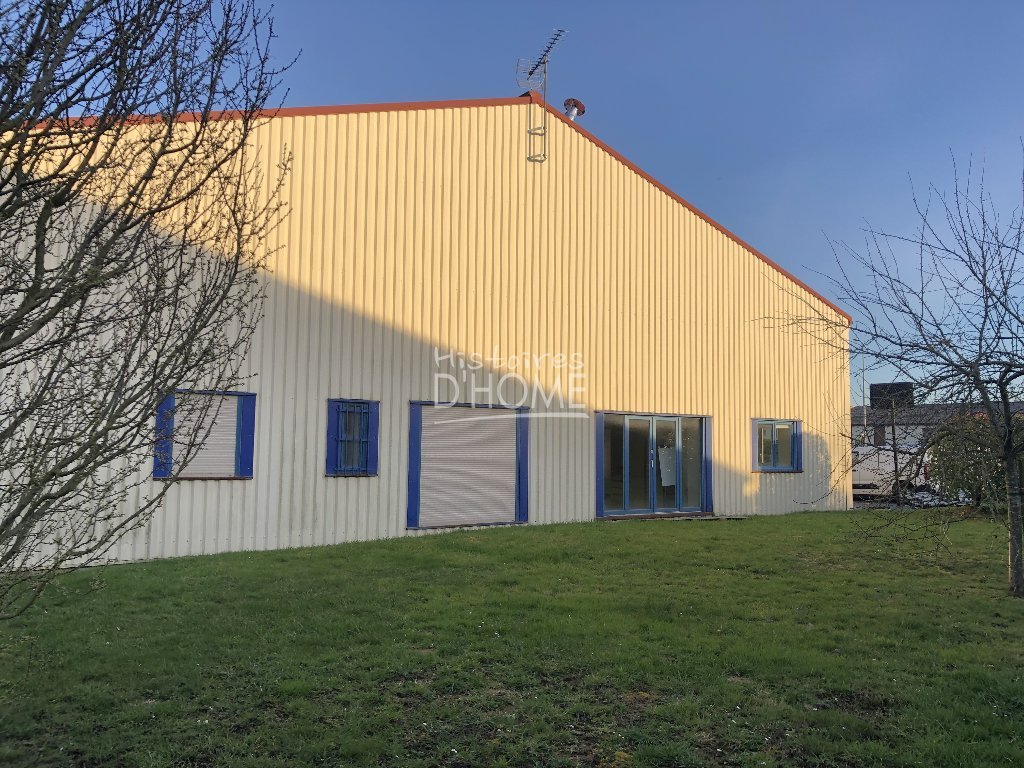 LOCAL D ACTIVITE A LOUER - AMILLIS - 561 m2 - 3�700�&euro; HC et HT par mois