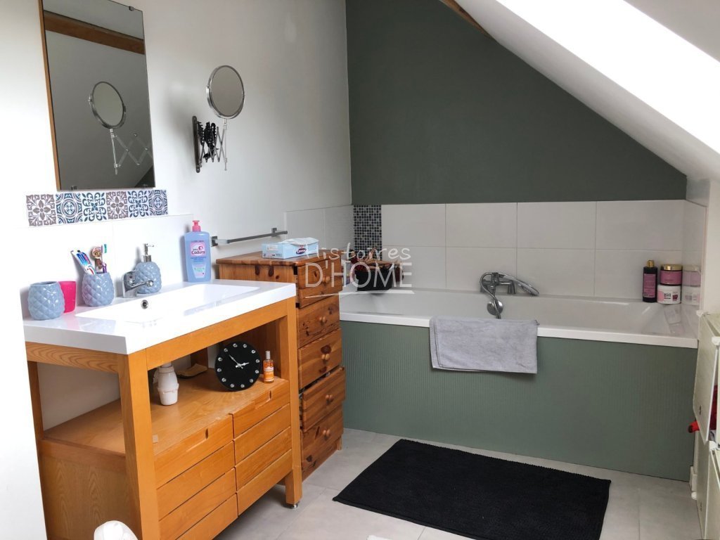 MAISON A LOUER - CHENOISE - 62 m2 - 875 &euro; charges comprises par mois