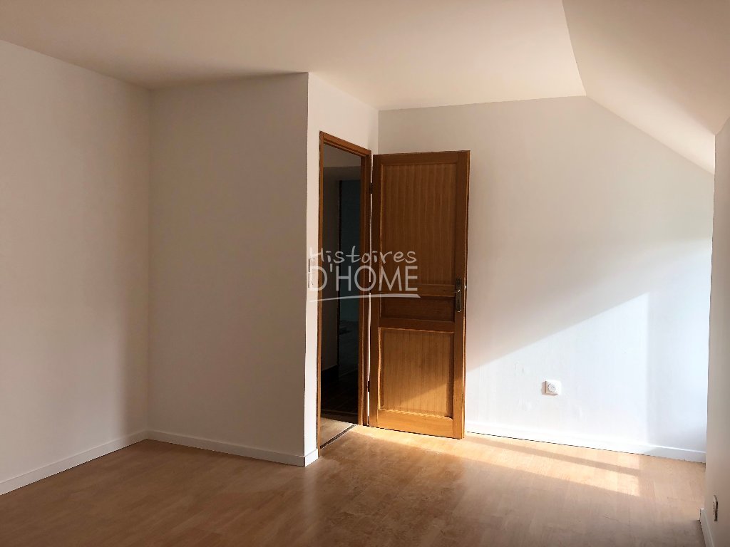 MAISON A LOUER - LE PLESSIS FEU AUSSOUX - 98.97 m2 - 1�190�&euro; charges comprises par mois