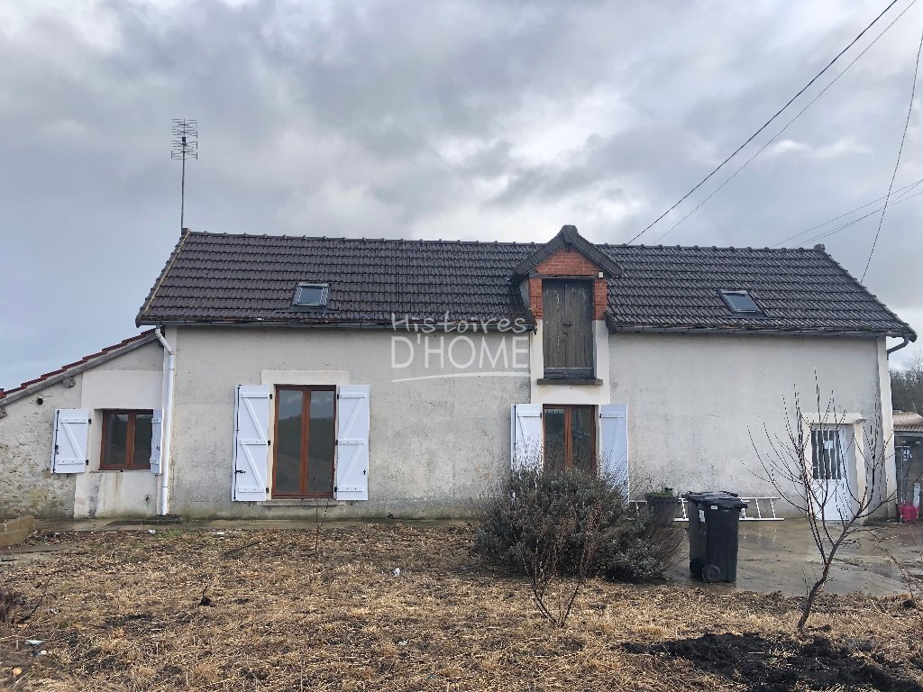 MAISON A LOUER - OZOUER LE VOULGIS - 48.61 m2 - 725�&euro; charges comprises par mois