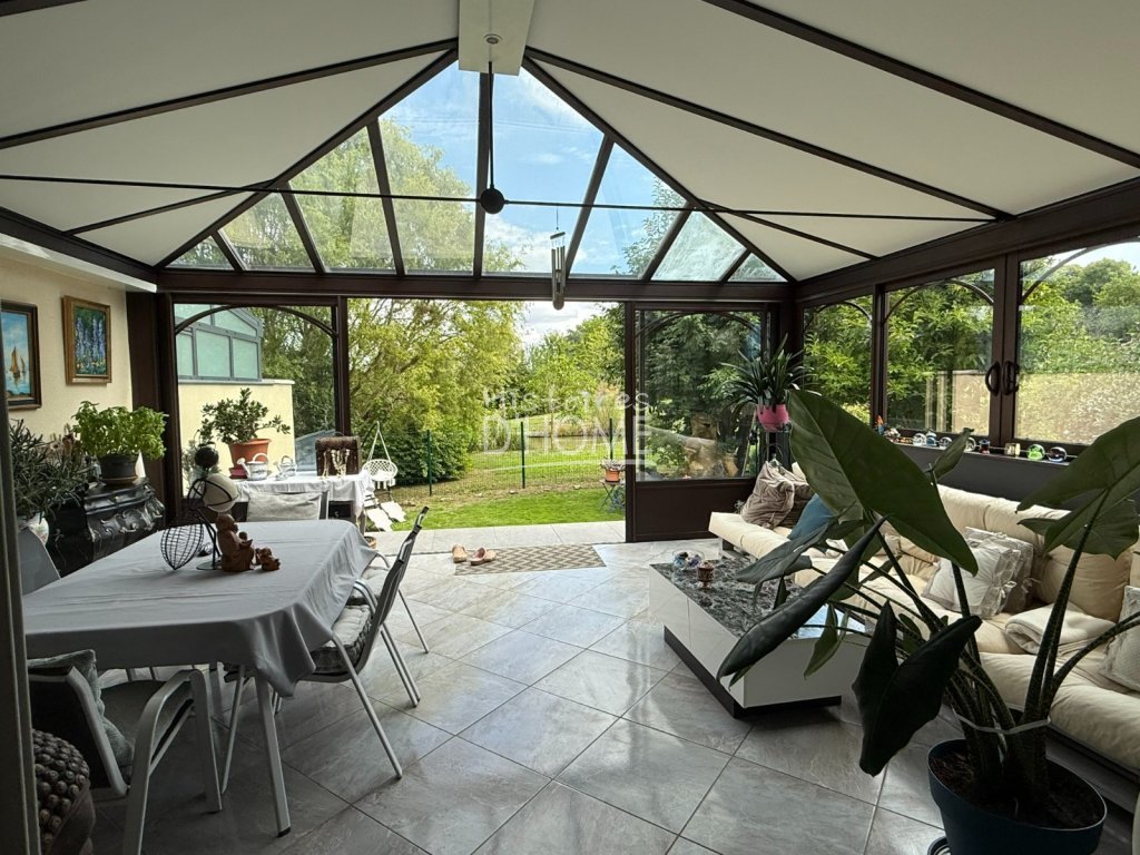 Maison Briarde Rurale A VENDRE - BERNAY VILBERT Centre du village - 200 m2 - 480�000�&euro;