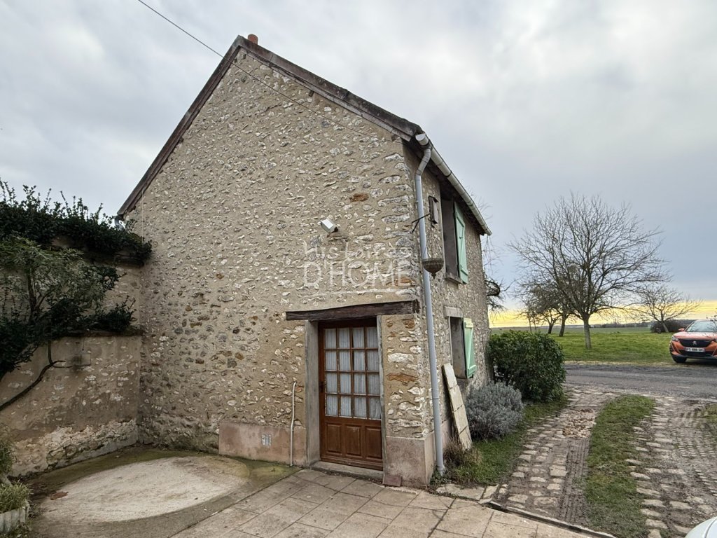 Maison Briarde A VENDRE - BETON BAZOCHES - 150 m2 - 229�000�&euro;