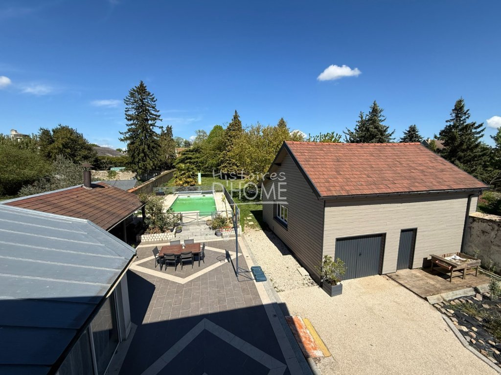 Maison briarde avec piscine A VENDRE - COURPALAY - 176 m2 - 379 000 &euro;