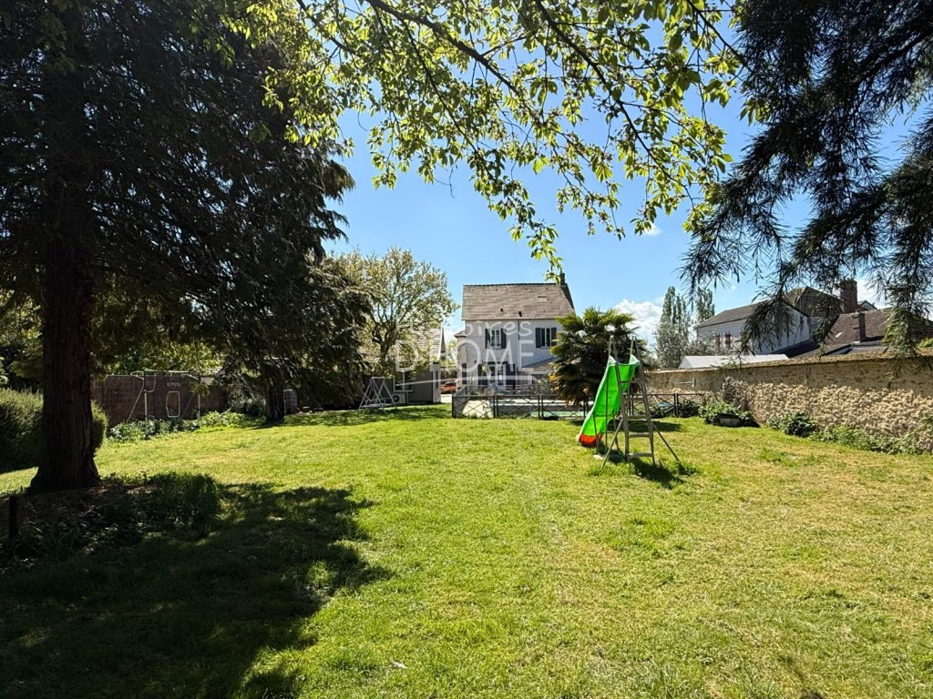 Maison briarde avec piscine A VENDRE - COURPALAY - 176 m2 - 379 000 &euro;