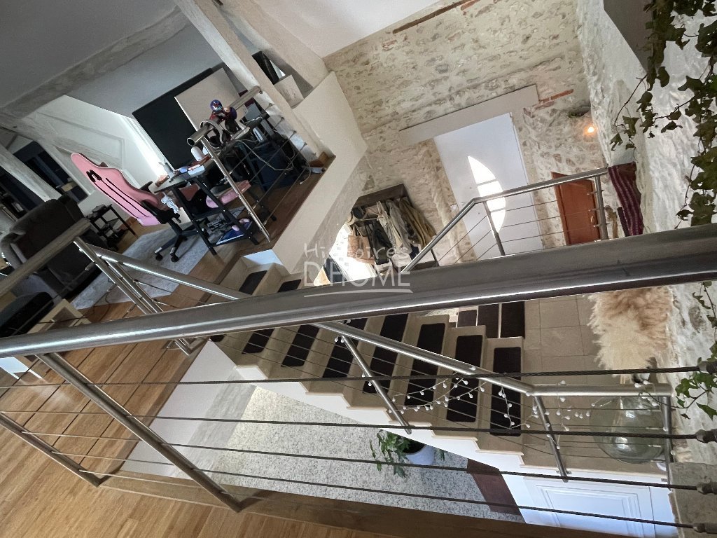 MAISON A VENDRE - CUCHARMOY - 237 m2 - 375 000 €