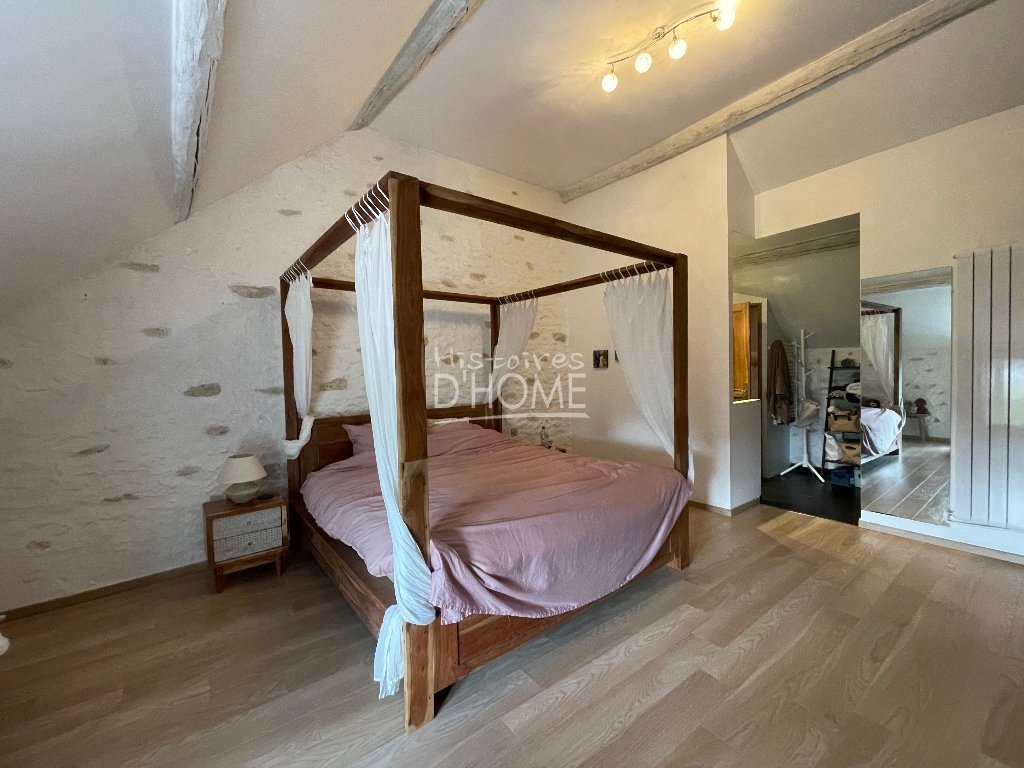 MAISON A VENDRE - CUCHARMOY - 237 m2 - 375 000 €