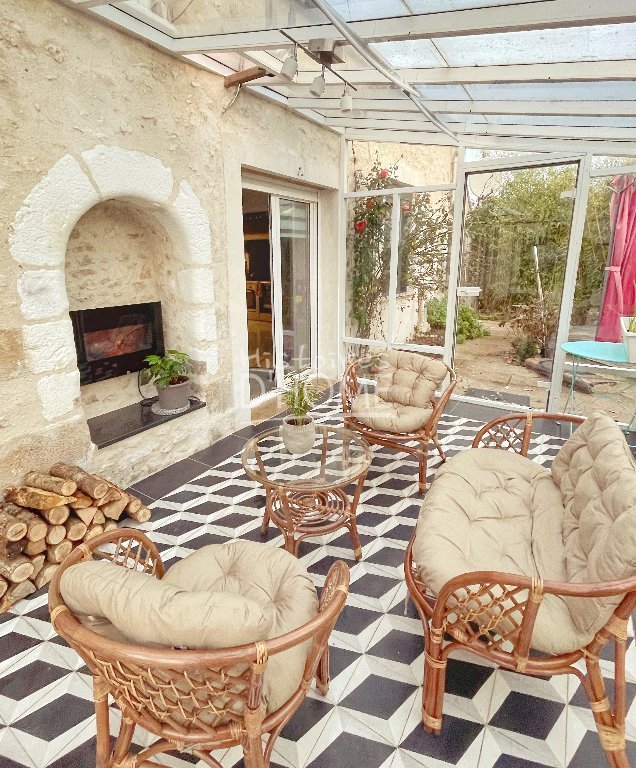 MAISON A VENDRE - CUCHARMOY - 237 m2 - 375 000 €