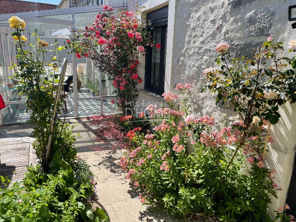 MAISON A VENDRE - CUCHARMOY - 237 m2 - 375 000 €