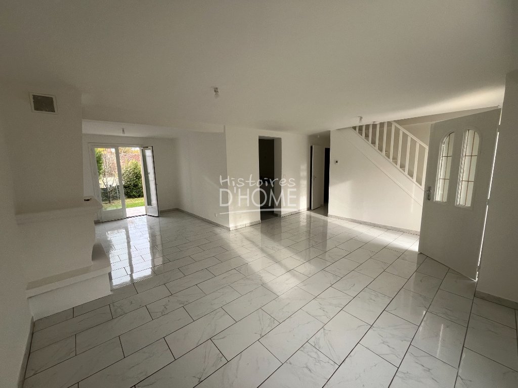 MAISON A VENDRE - DONNEMARIE DONTILLY - 104 m2 - 235�000�&euro;