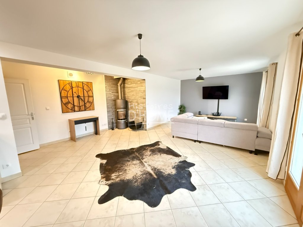 Maison traditionnelle A VENDRE - GUERARD - 200 m2 - 436�000�&euro;