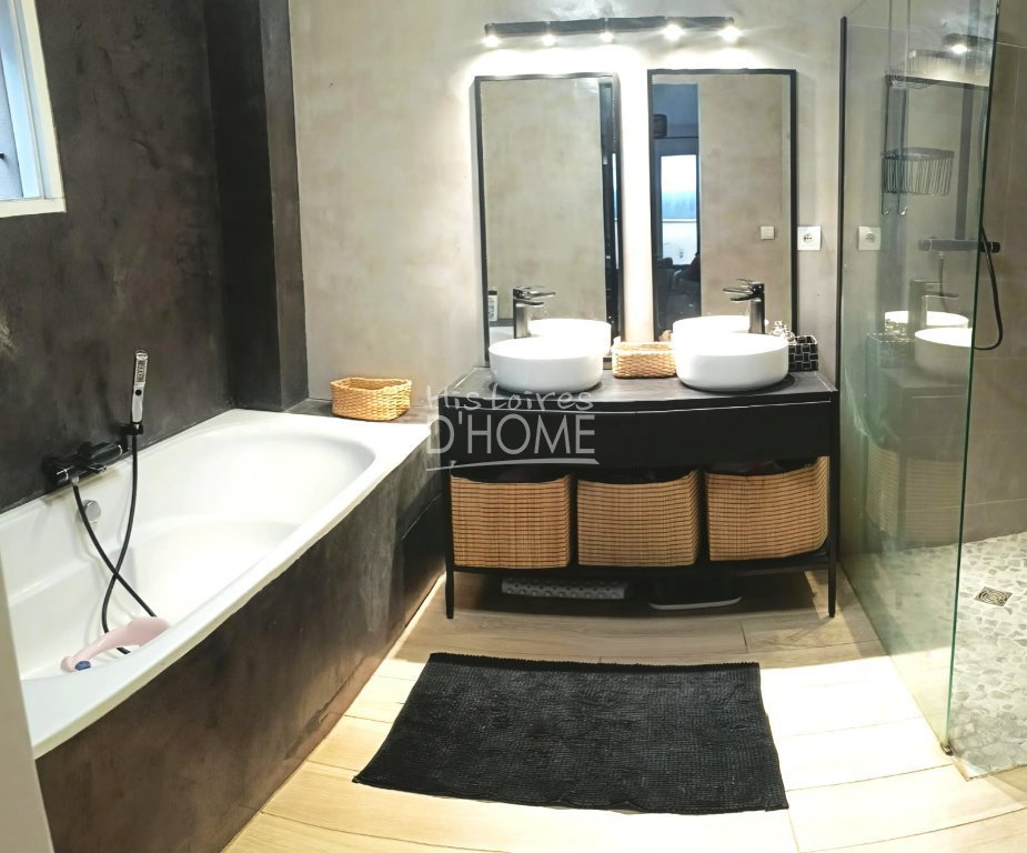 Maison traditionnelle A VENDRE - GUERARD - 200 m2 - 436�000�&euro;