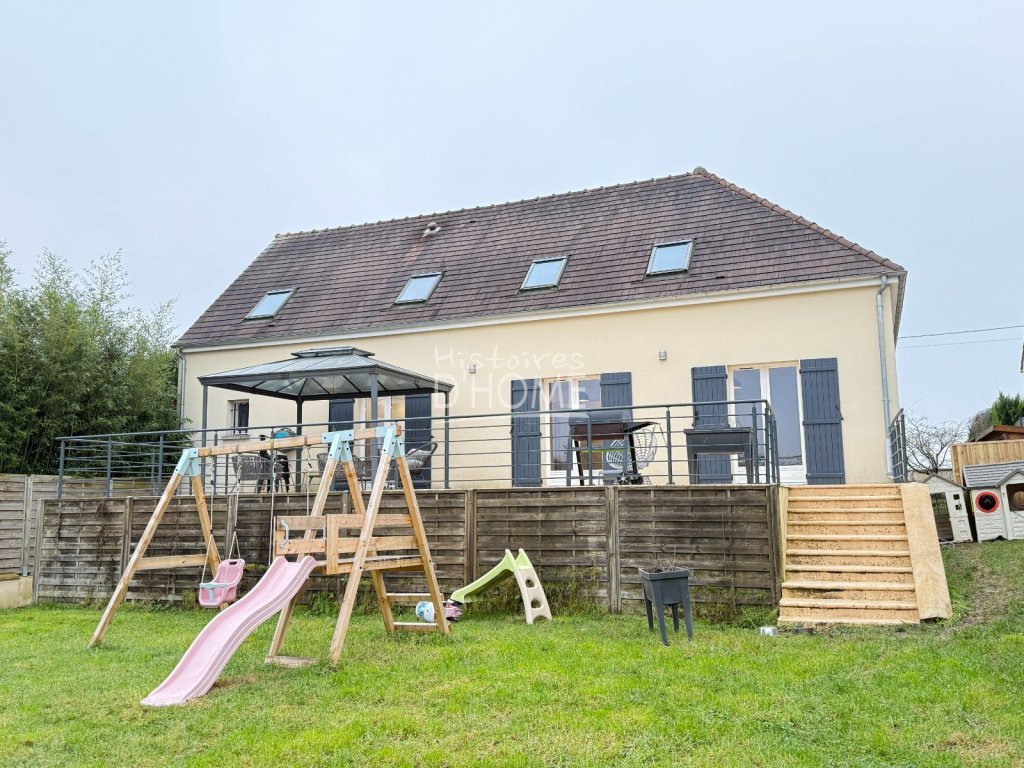 Maison traditionnelle A VENDRE - GUERARD - 200 m2 - 436�000�&euro;