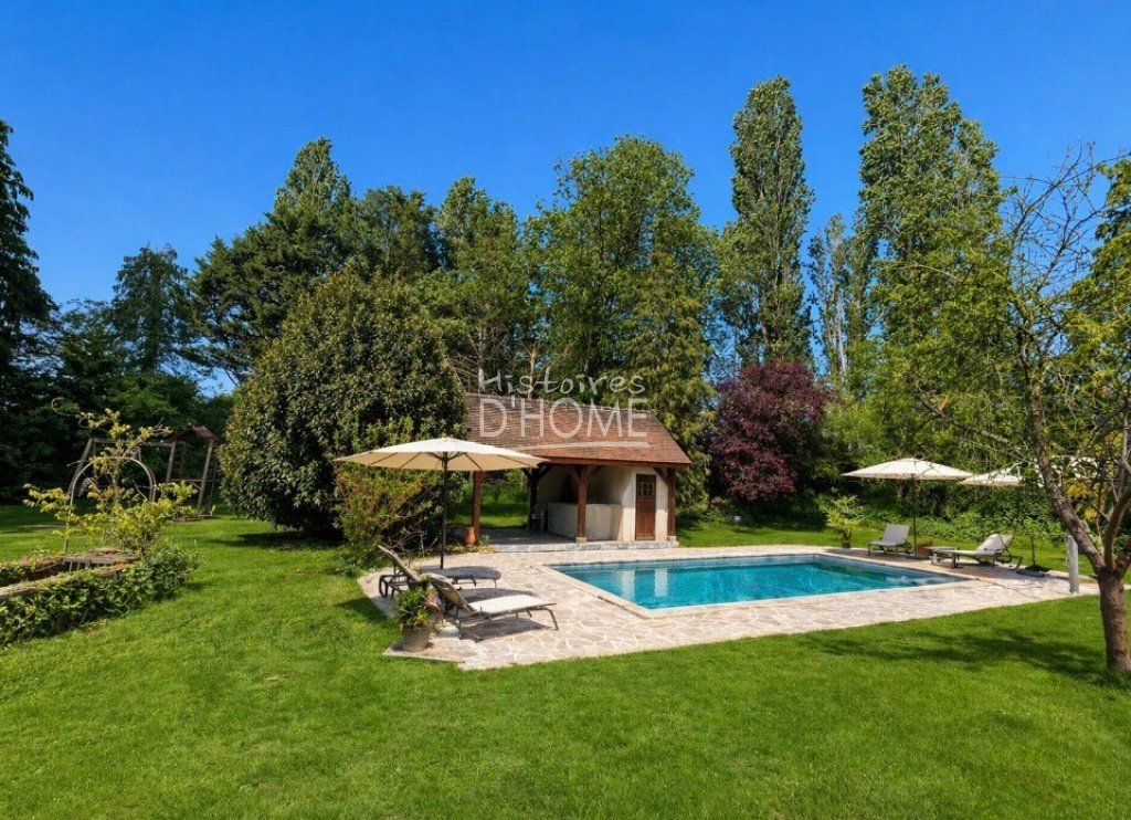 MAISON A VENDRE - LE PLESSIS FEU AUSSOUX - 300 m2 - 950 000 &euro;