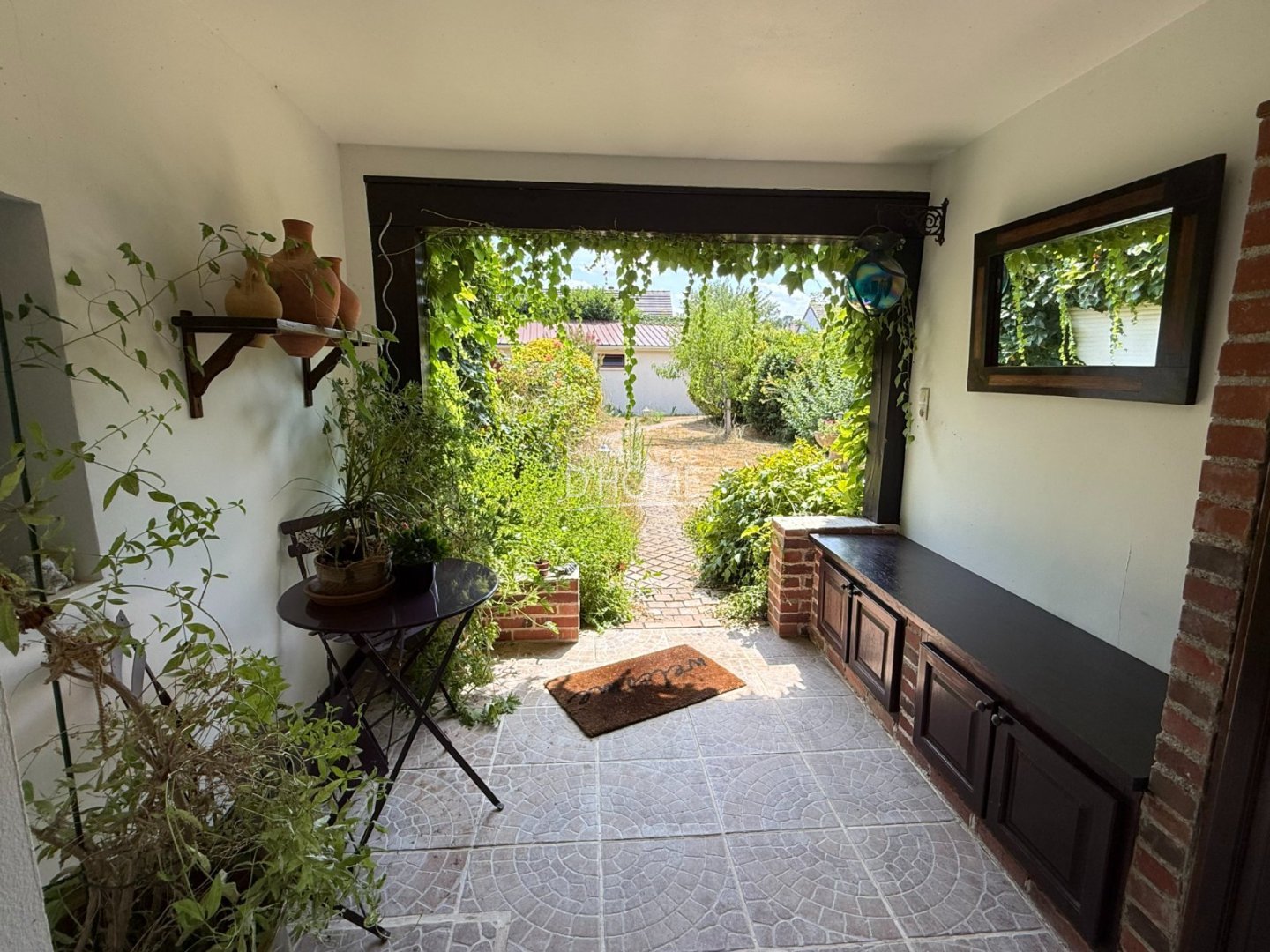 Maison indépendante A VENDRE - MARLES EN BRIE Centre du village - 207 m2 - 416 000 &euro;