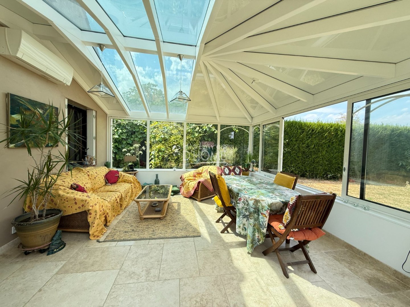 Maison indépendante A VENDRE - MARLES EN BRIE Centre du village - 207 m2 - 416 000 &euro;