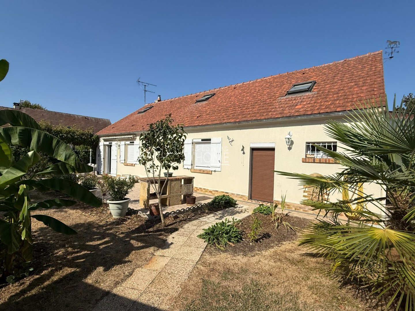 Maison traditionnelle A VENDRE - ROZAY EN BRIE quartier très calme - 110 m2 - 365 000 &euro;