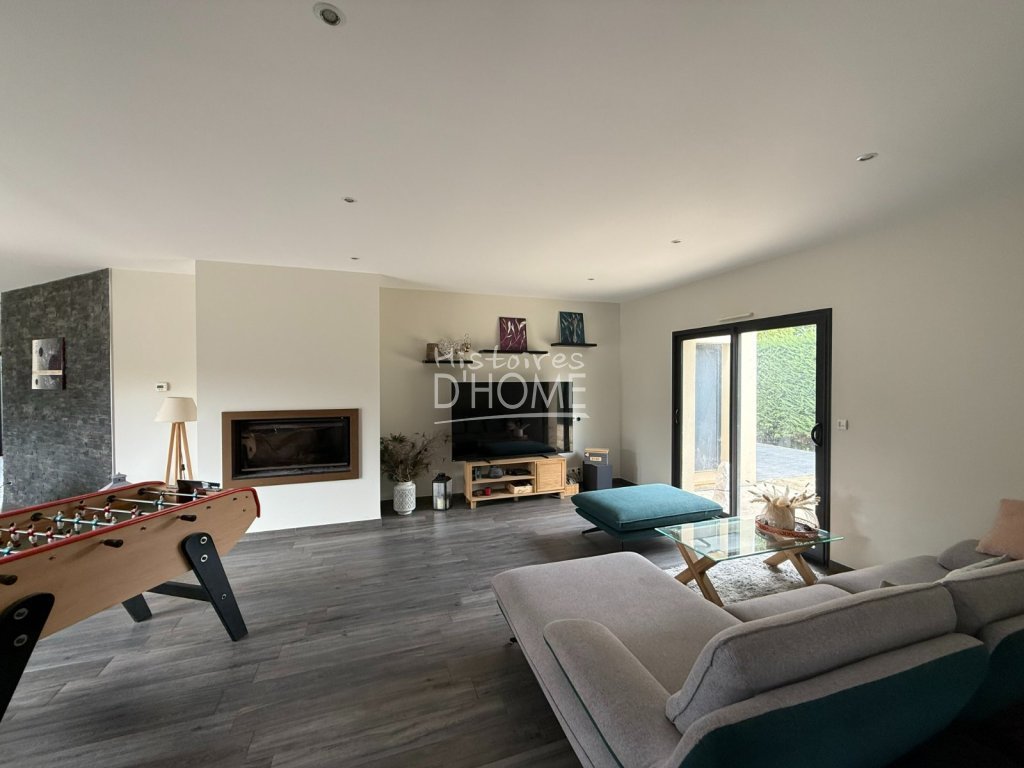 Maison PLAIN PIED traditionnelle de 2014 A VENDRE - ROZAY EN BRIE - 190 m2 - 550 000 €
