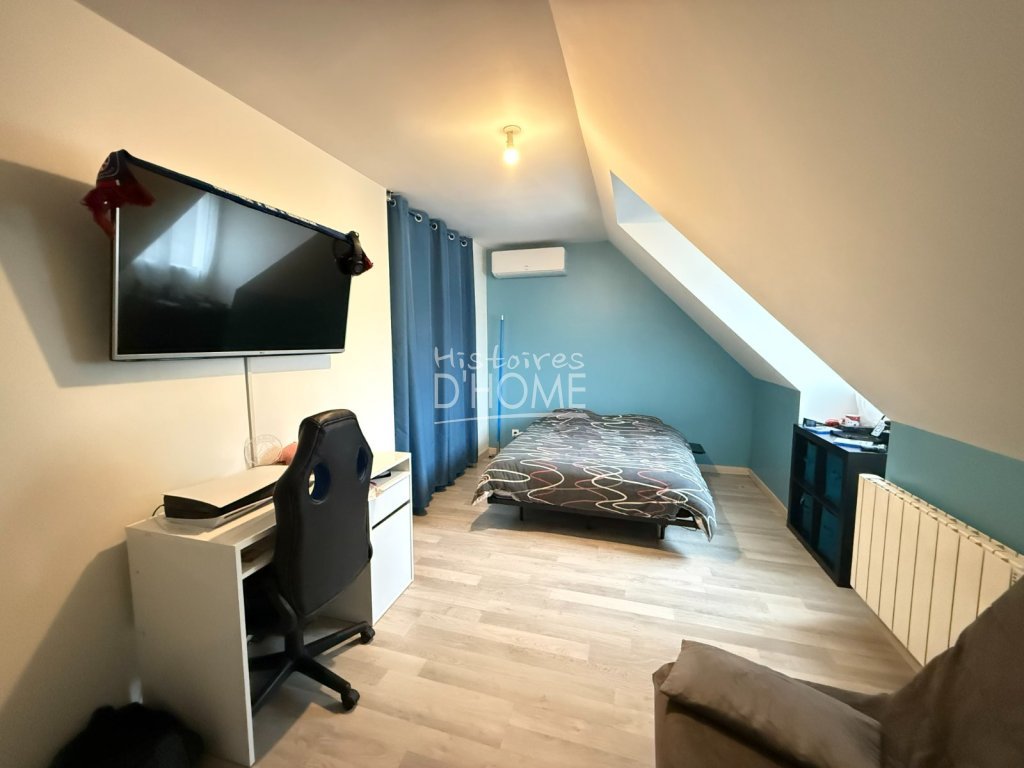 maison traditionnelle A VENDRE - ROZAY EN BRIE - 148.46 m2 - 345�000�&euro;