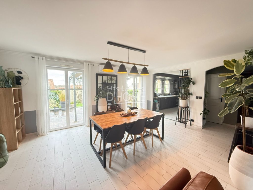 MAISON TRADITIONNELLE A VENDRE - ROZAY EN BRIE - 150 m2 - 429�000�&euro;