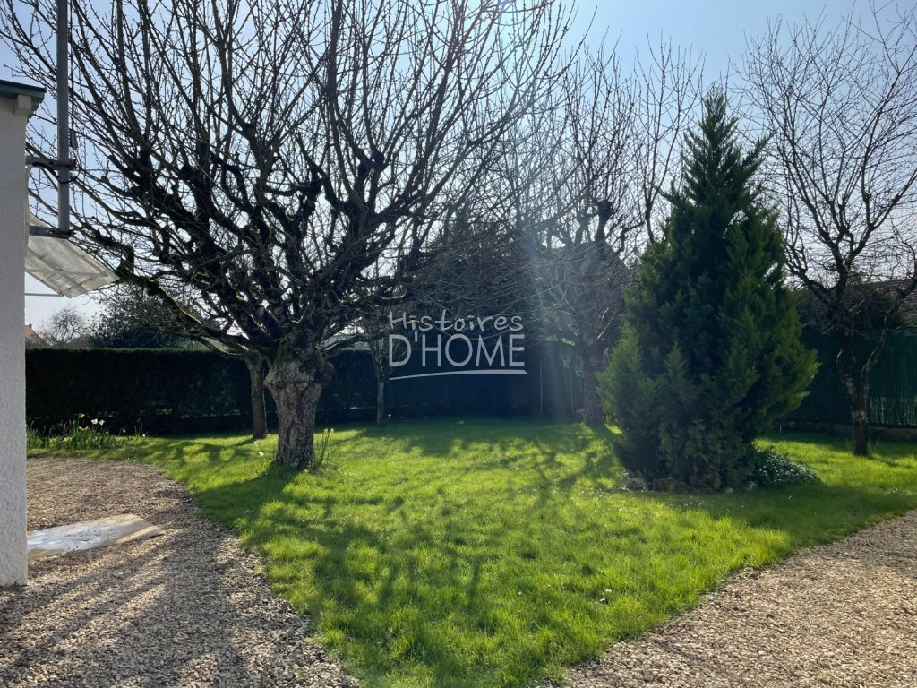 Maison  , 2 chambres + bureau , garage, jardin A VENDRE - ROZAY EN BRIE - 90 m2 - 238 000 &euro;