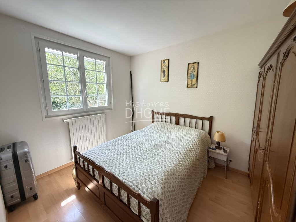 Maison  , 2 chambres + bureau , garage, jardin A VENDRE - ROZAY EN BRIE - 90 m2 - 238 000 &euro;