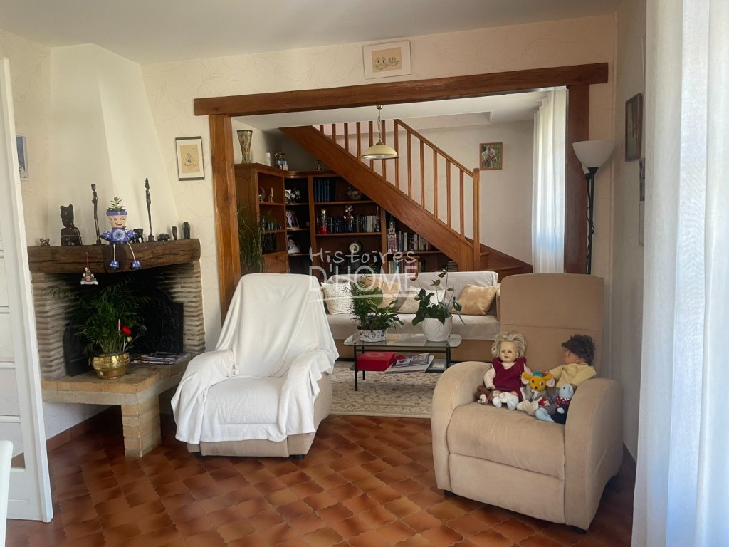 Maison  , 2 chambres + bureau , garage, jardin A VENDRE - ROZAY EN BRIE - 90 m2 - 238 000 &euro;
