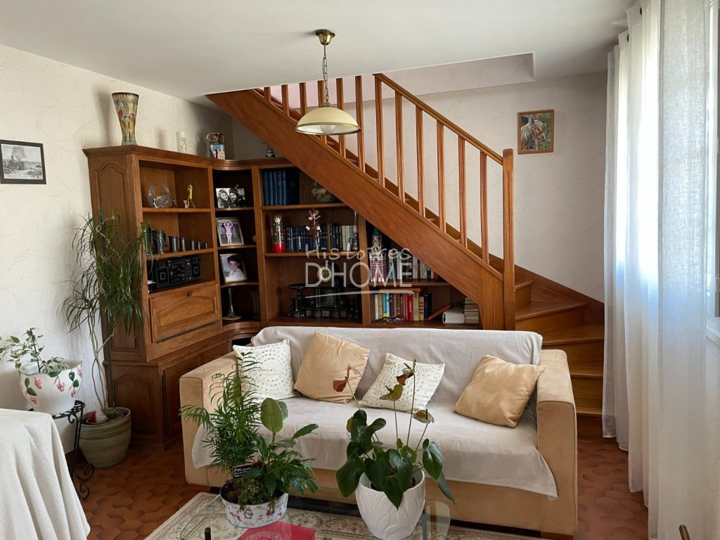 Maison  , 2 chambres + bureau , garage, jardin A VENDRE - ROZAY EN BRIE - 90 m2 - 238 000 &euro;