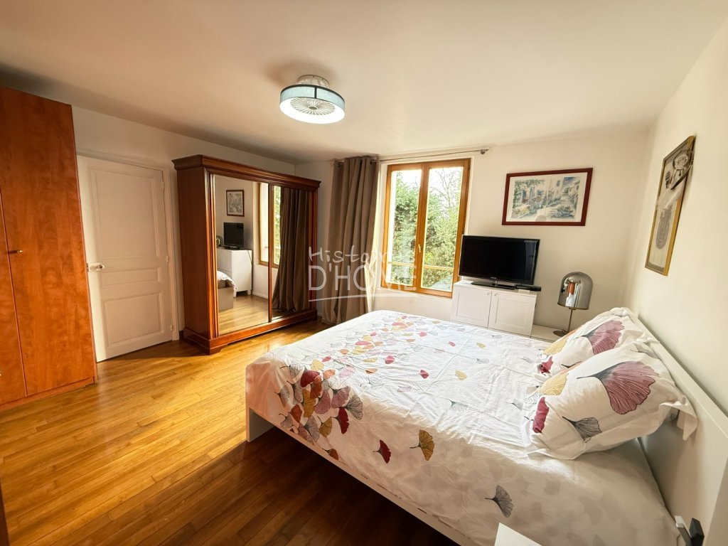 Maison Briarde A VENDRE - TOUQUIN centre du village - 97 m2 - 265�000�&euro;