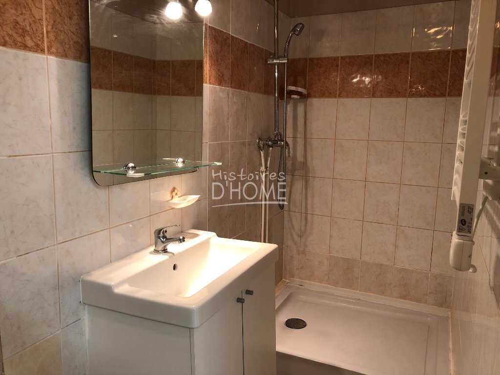 APPARTEMENT T1 A LOUER - LA FERTE GAUCHER - 20.3 m2 - 345€ charges comprises par mois