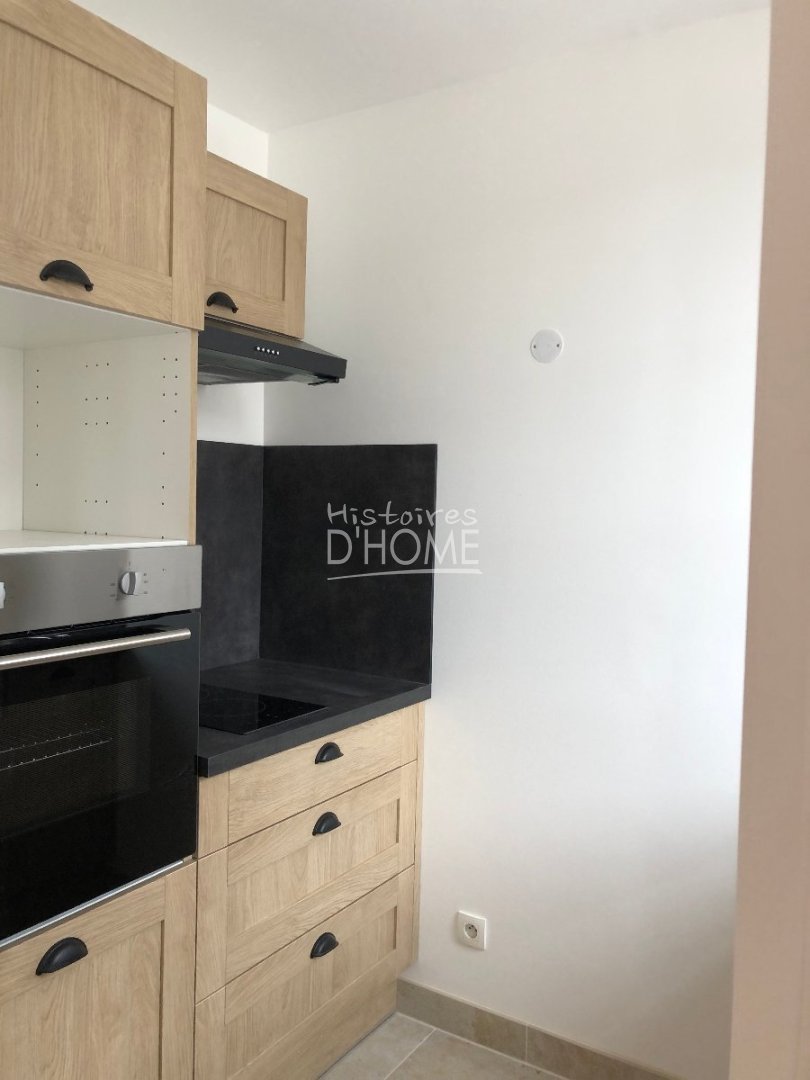 APPARTEMENT T1 A LOUER - LA FERTE GAUCHER - 33.52 m2 - 572 &euro; charges comprises par mois