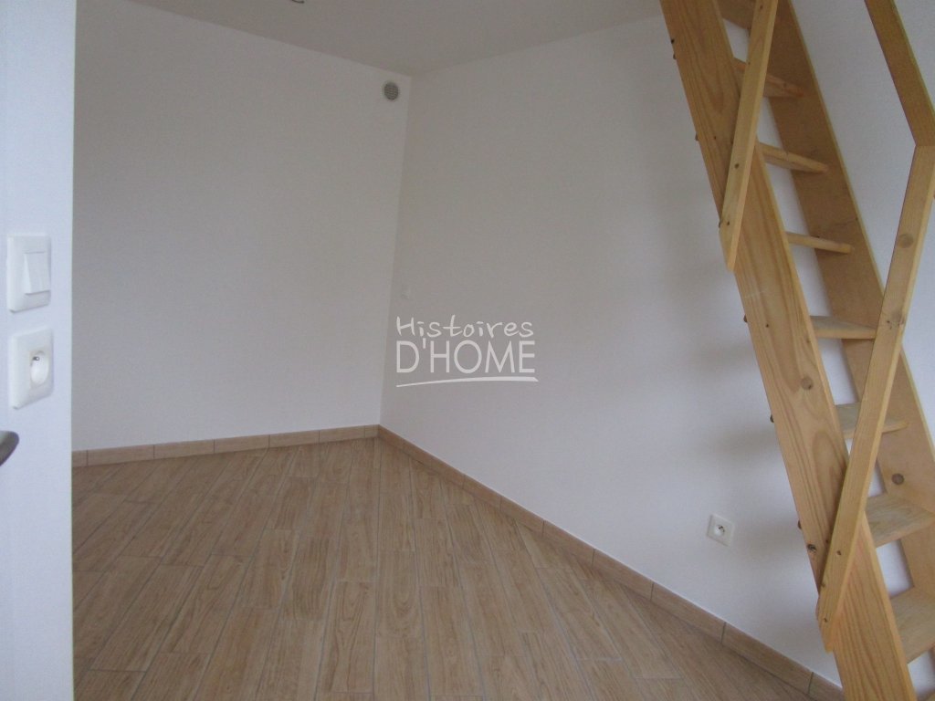 APPARTEMENT T2 A LOUER - FONTENAY TRESIGNY - 30.04 m2 - 650 &euro; charges comprises par mois