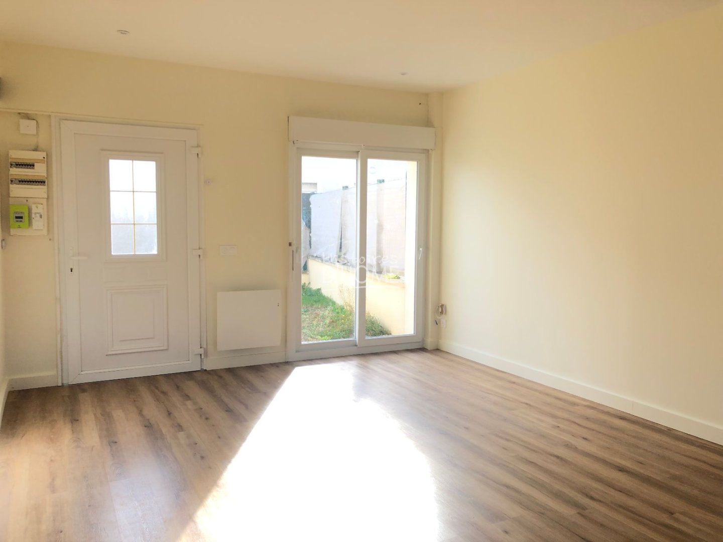 APPARTEMENT T2 A LOUER - LA FERTE GAUCHER - 49.27 m2 - 695 &euro; charges comprises par mois