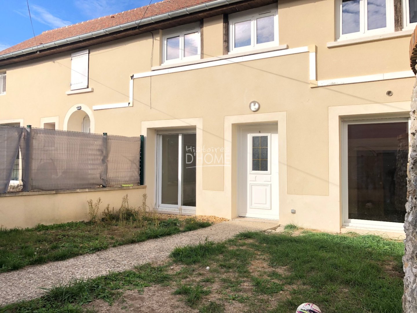 APPARTEMENT T2 A LOUER - LA FERTE GAUCHER - 49.27 m2 - 695 &euro; charges comprises par mois