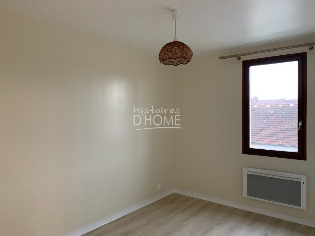 APPARTEMENT T2 A LOUER - MORMANT - 49.58 m2 - 795 &euro; charges comprises par mois