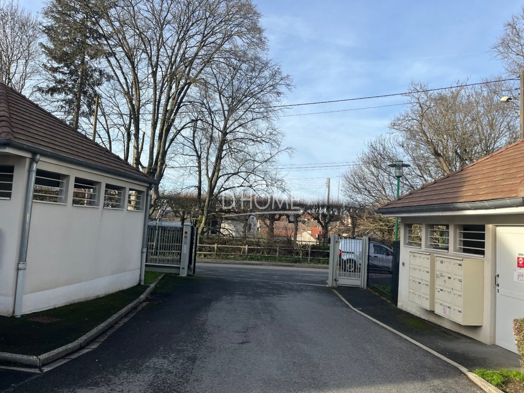 APPARTEMENT T2 A VENDRE - PROVINS proche gare et commerces - 46.7 m2 - 115�000�&euro;