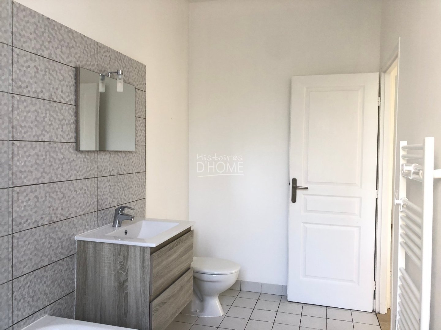 APPARTEMENT T3 A LOUER - ROZAY EN BRIE - 63.21 m2 - 905 &euro; charges comprises par mois