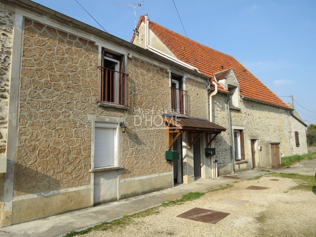 APPARTEMENT T3 A LOUER - VOINSLES - 83.41 m2 - 814 &euro; charges comprises par mois
