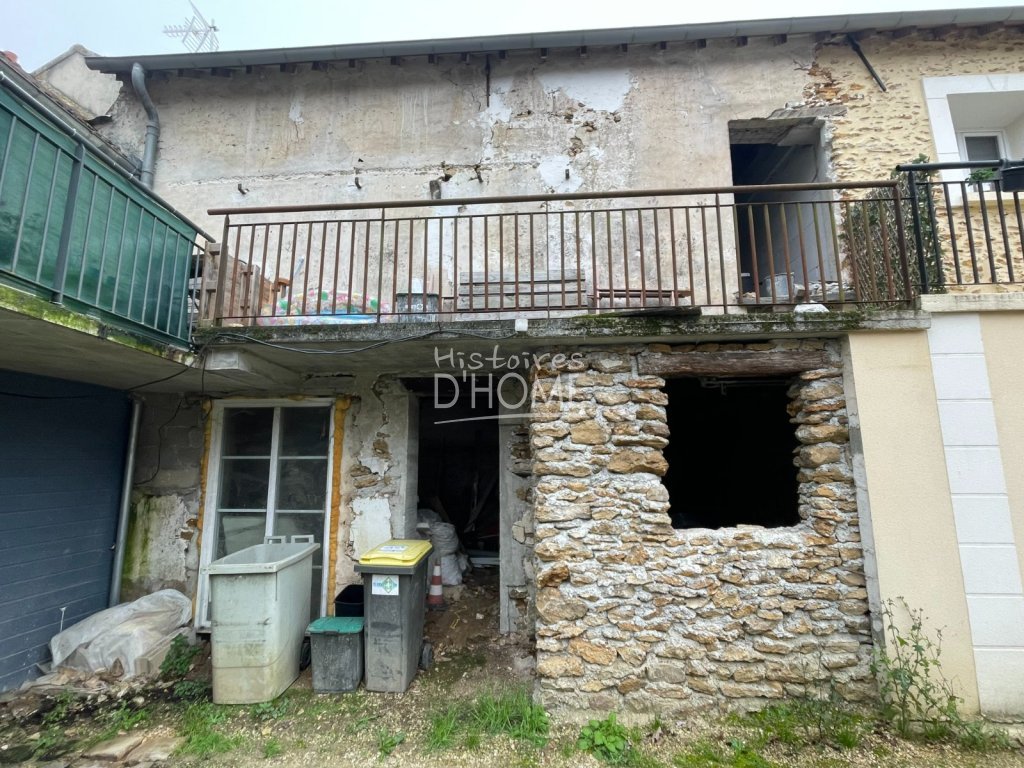appartement  rnover A VENDRE - COURPALAY - 78 m2 - 110000€