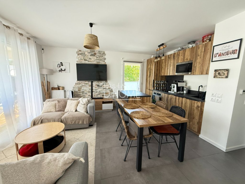 APPARTEMENT 3 pièces avec balcon A VENDRE - NOISIEL - 60 m2 - 244 000 &euro;