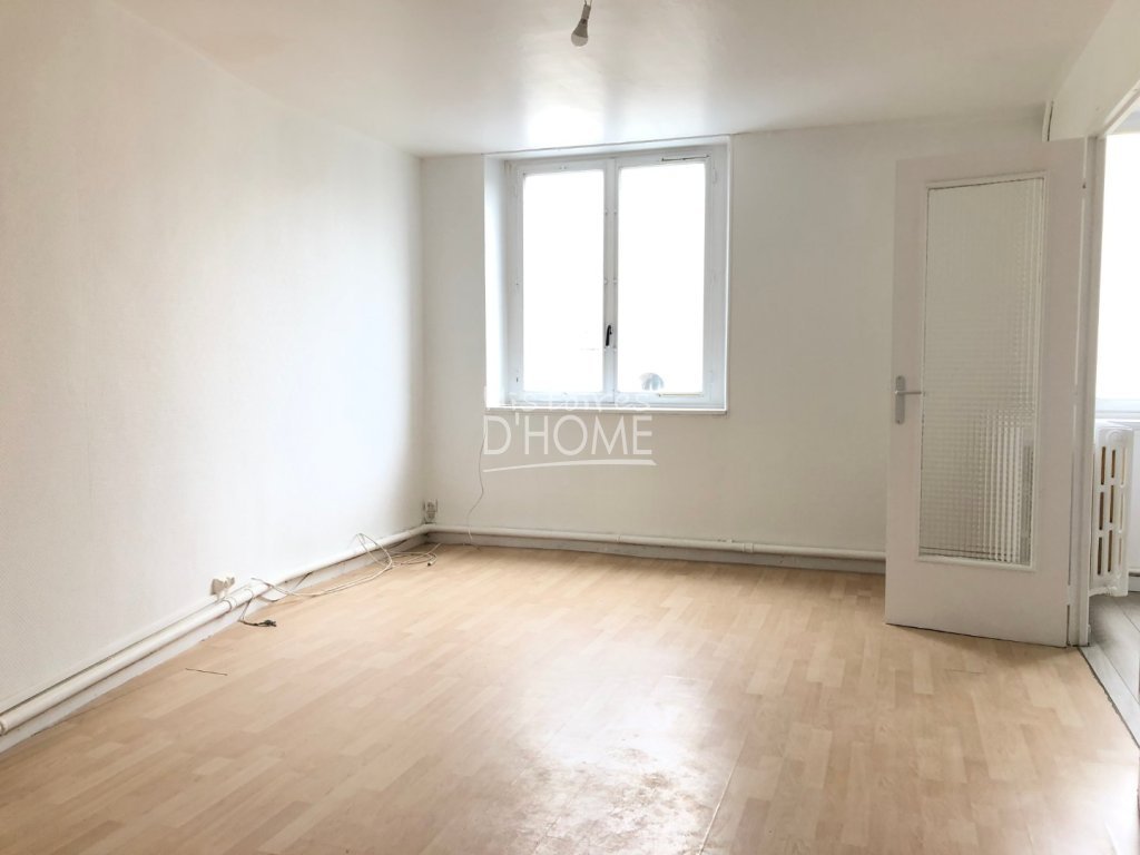 APPARTEMENT T4 A LOUER - ROZAY EN BRIE - 97.81 m2 - 916�&euro; charges comprises par mois
