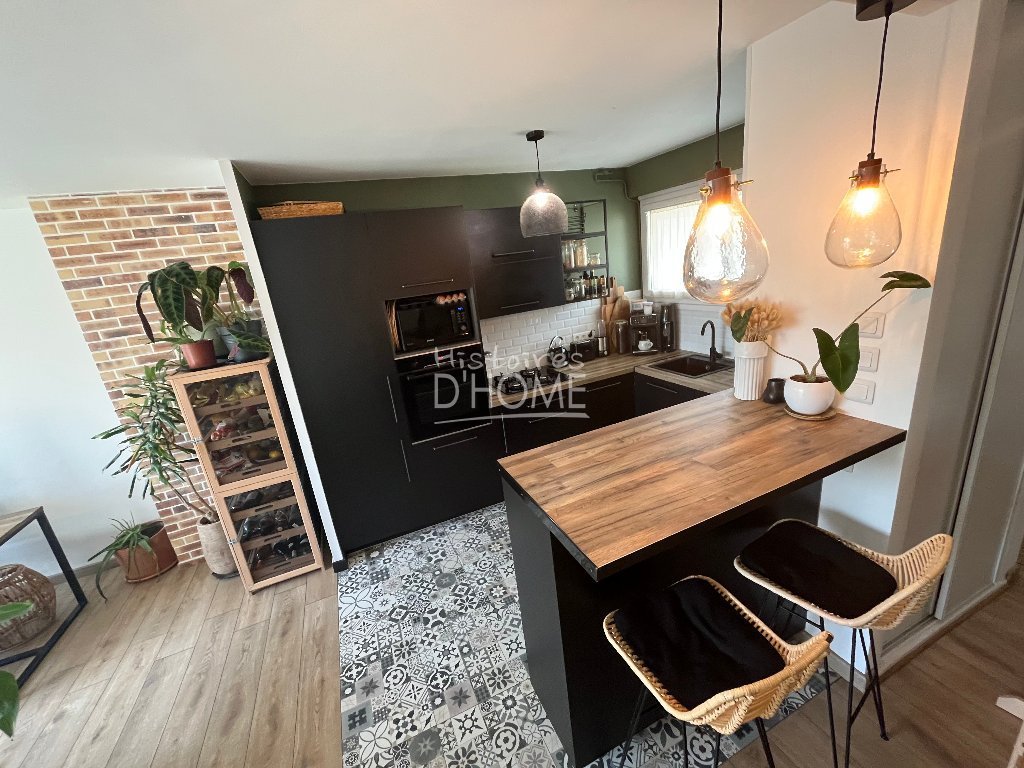 APPARTEMENT T3 A VENDRE - BRIE COMTE ROBERT - 73.1 m2 - 229000€