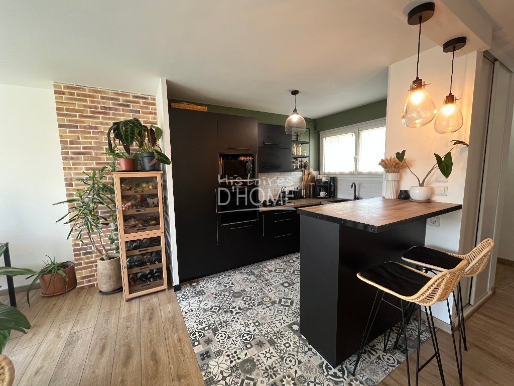 APPARTEMENT T3 A VENDRE - BRIE COMTE ROBERT - 73.1 m2 - 229000€