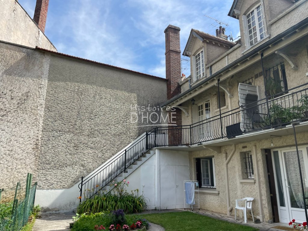 Appartement F3 en duplex A VENDRE - CHAUMES EN BRIE - 65.08 m2 - 175000€