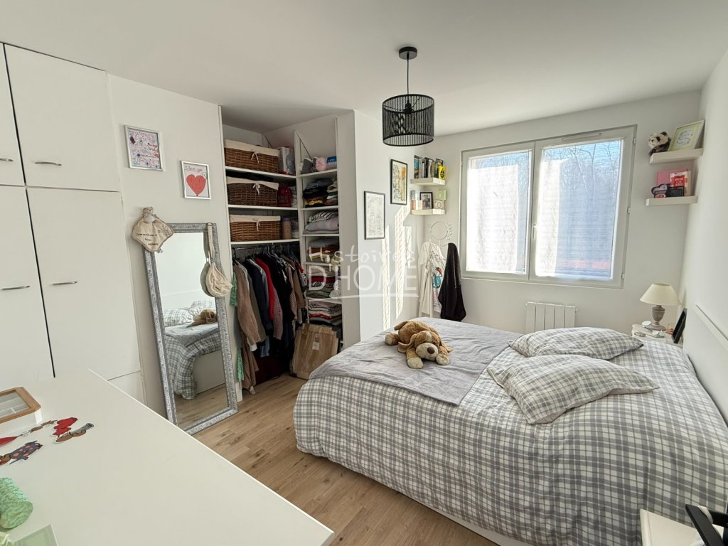 Appartement F4 + Jardinet et parking A VENDRE - OZOIR LA FERRIERE Centre vile, proche gare � pieds - 57.4 m2 - 239�000�&euro;