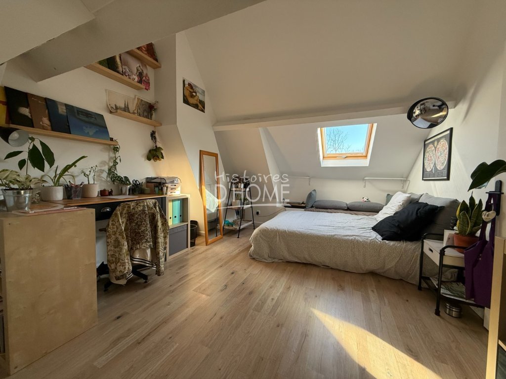 Appartement F4 + Jardinet et parking A VENDRE - OZOIR LA FERRIERE Centre vile, proche gare � pieds - 57.4 m2 - 239�000�&euro;