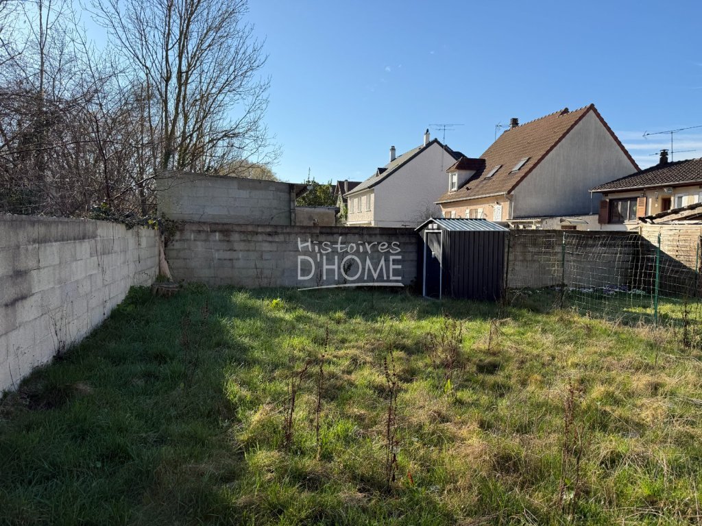 Appartement F4 + Jardinet et parking A VENDRE - OZOIR LA FERRIERE Centre vile, proche gare � pieds - 57.4 m2 - 239�000�&euro;