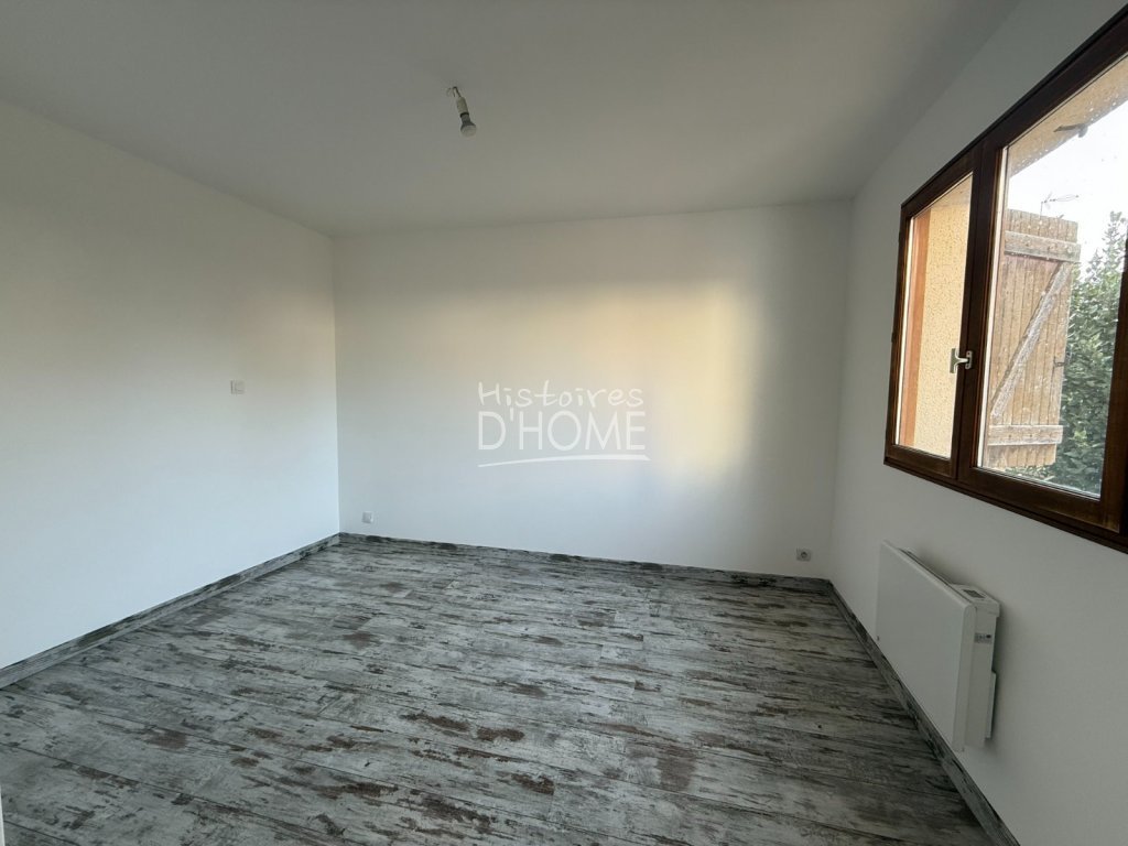 APPARTEMENT F4 + JARDIN A VENDRE - ROZAY EN BRIE Centre ville - 73.26 m2 - 206�000�&euro;